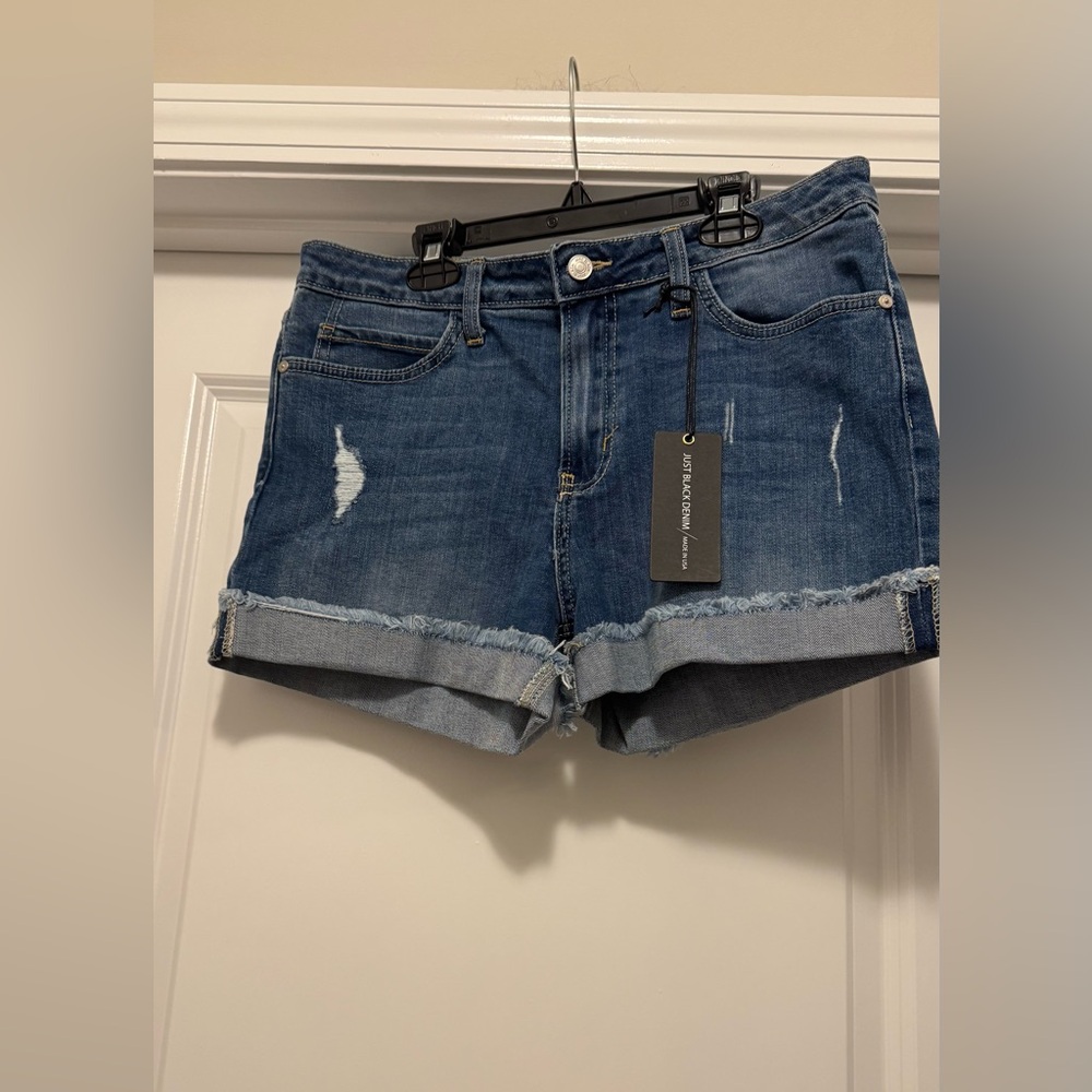 Just Black Women's Blue Denim Rolled Hem Shorts